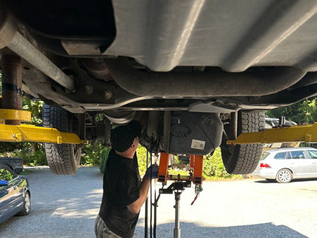 Fuel tank out to replace fuel pump