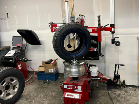 Using the tire machine